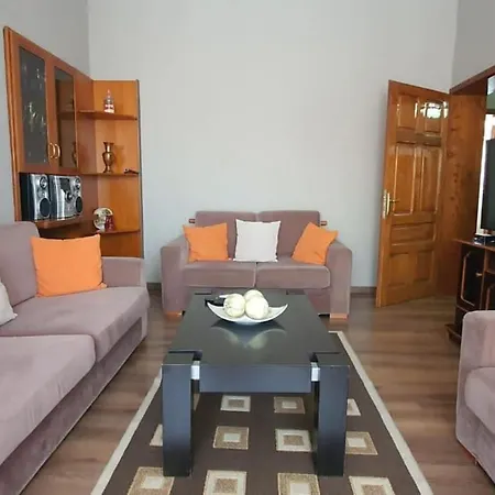 Apartment Centre Cozy Tirana